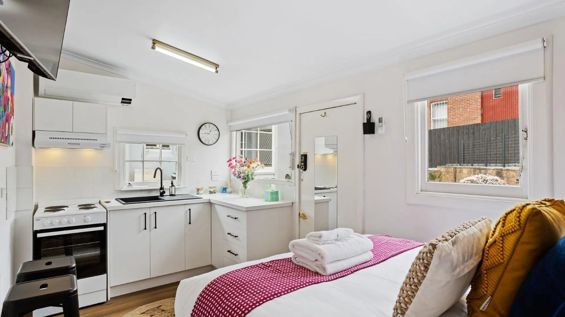 Warneford House Stylish Inner City Living Hobart