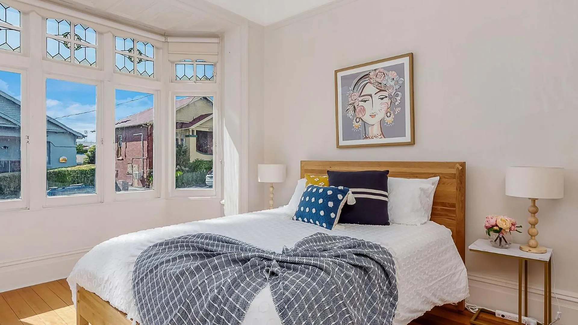 Warneford House Stylish Inner City Living Hobart