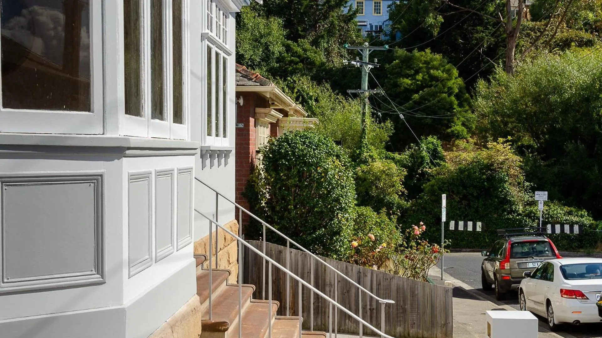 Warneford House Stylish Inner City Living Hobart