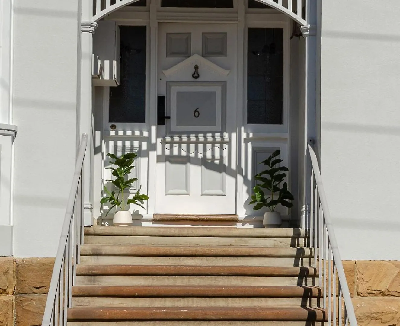 Warneford House Stylish Inner City Living Hobart Australie