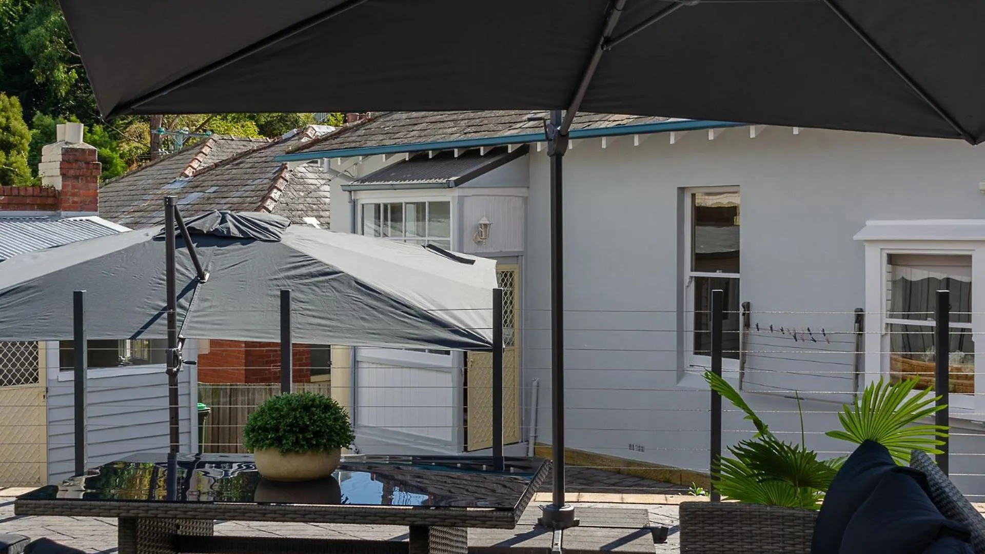 Warneford House Stylish Inner City Living Hobart Australie